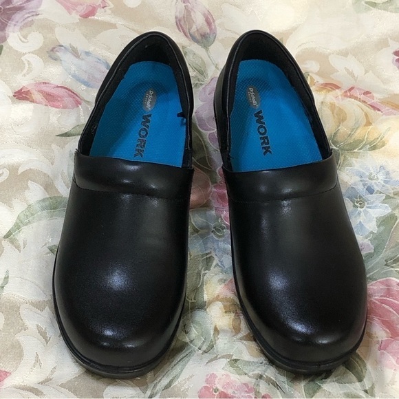 Dr. Scholl's Women’s Black Leather Dynamo Work Slip Resistant Clogs 8.5W - Picture 2 of 10